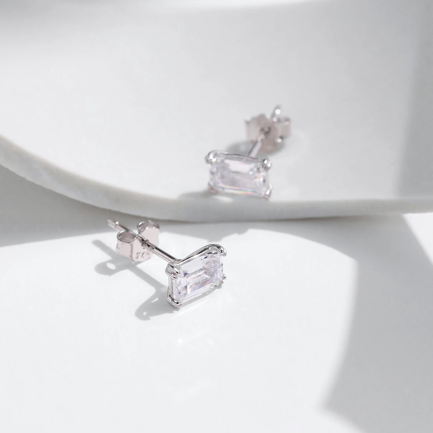 Lusianne Earring - Opal Whispers