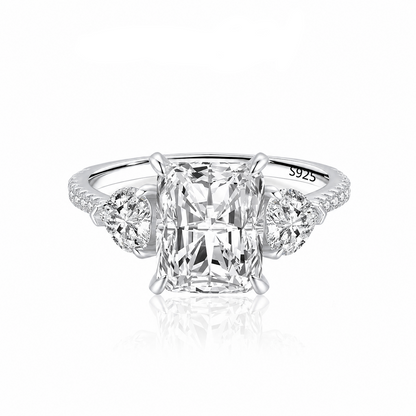 Almian Heart Ring