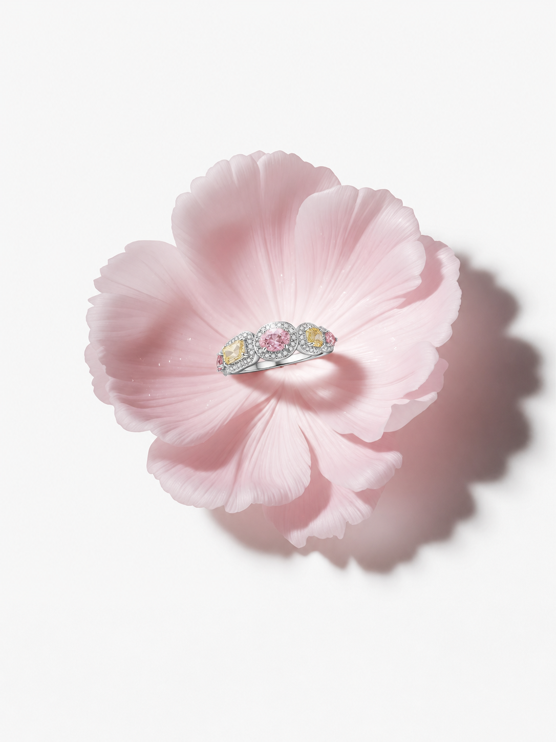 Rayluie Ring