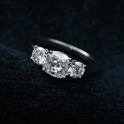 Losange Ring - Opal Whispers