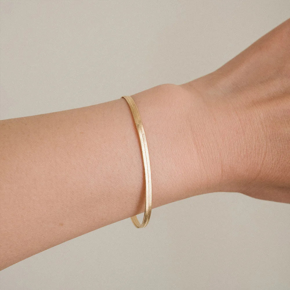 Aurum Bracelet - Opal Whispers