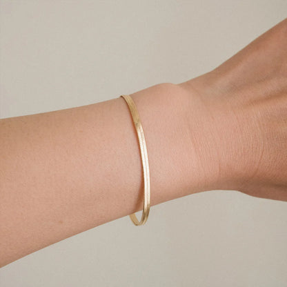 Aurum Bracelet - Opal Whispers