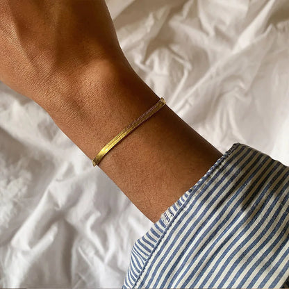 Aurum Bracelet - Opal Whispers