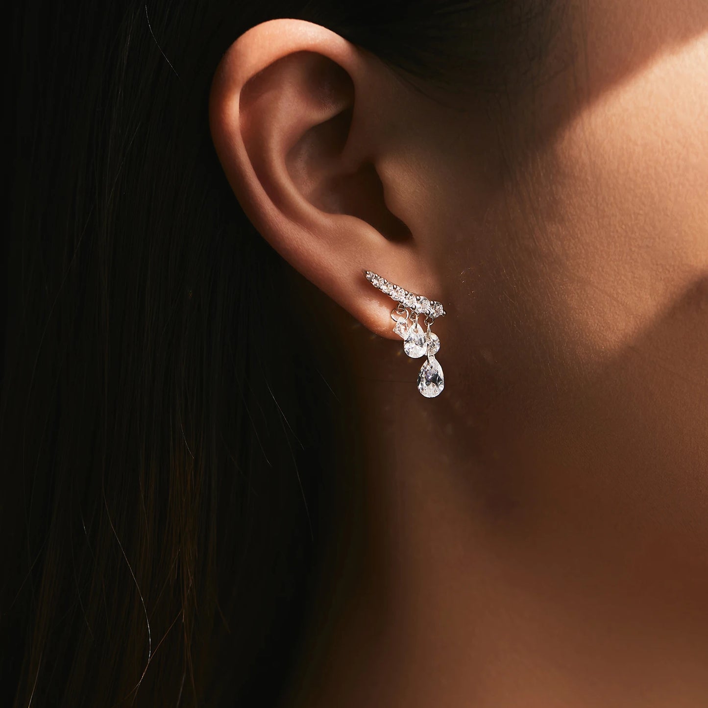 Castelinne Earring