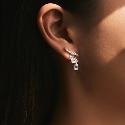 Castelinne Earring