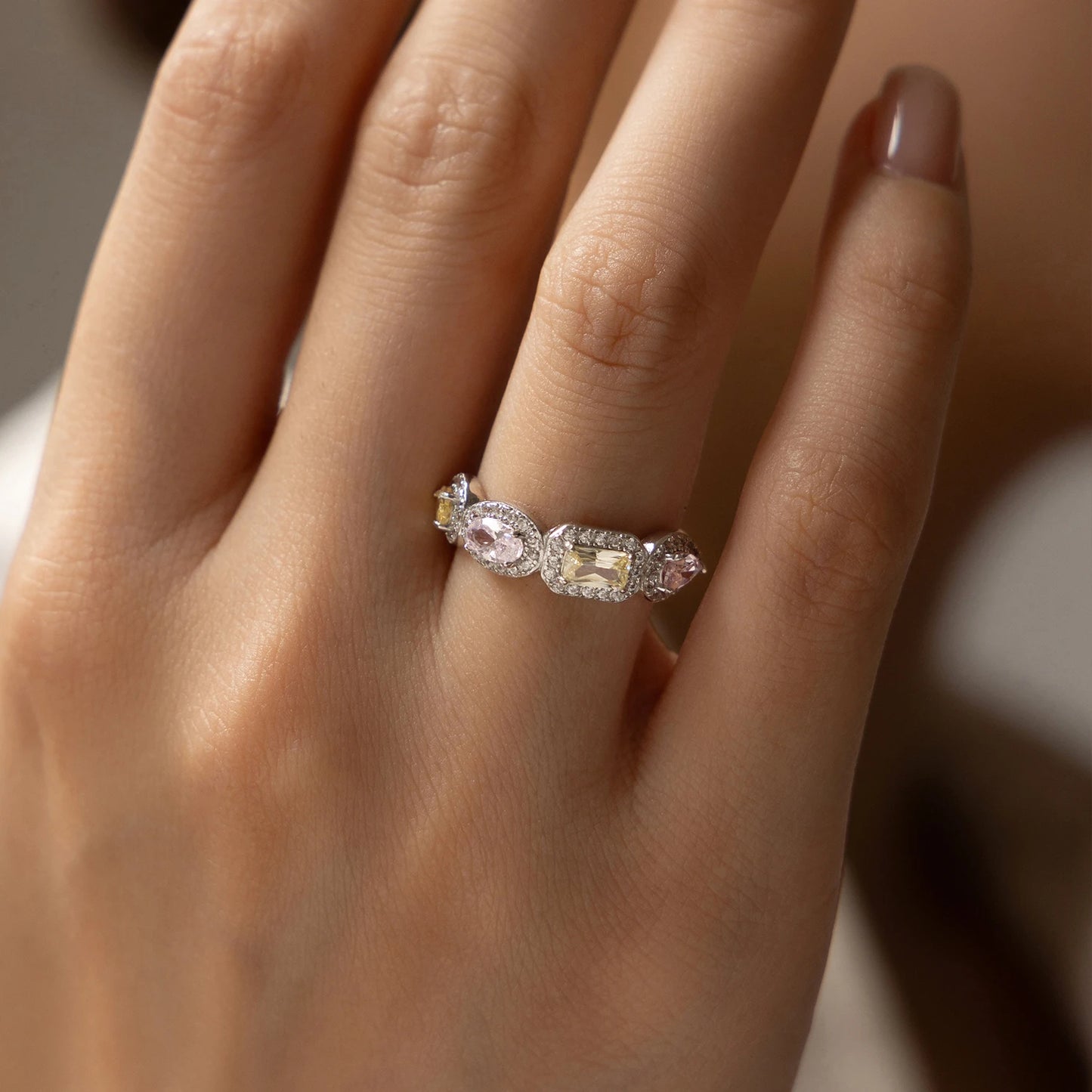 Rayluie Ring